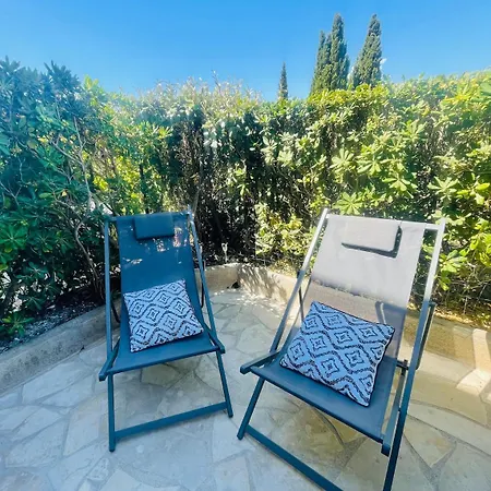 Cosy Balneo Et Terrasse * Agde